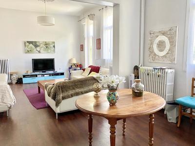 Maison - 135 m² - 8 pièces