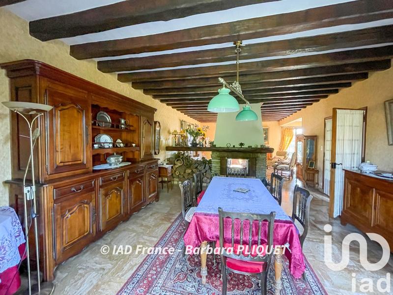 Maison - 232 m² - 8 pièces