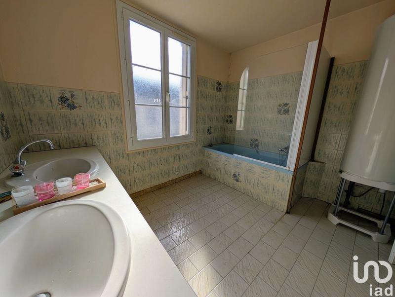 Local commercial - 334 m²