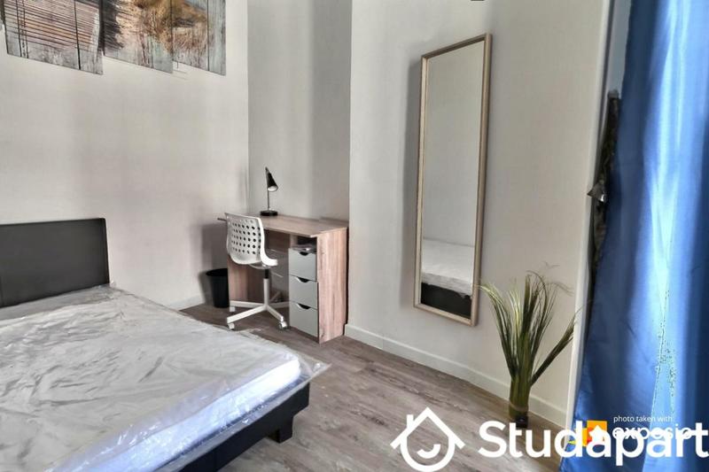 Chambre - 10 m² - 1 pièce