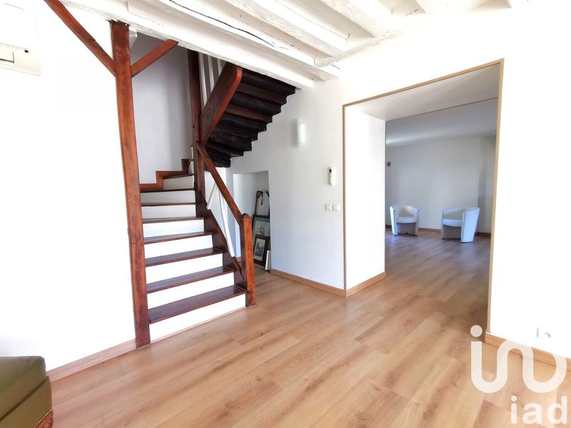 Maison - 210 m² - 9 pièces