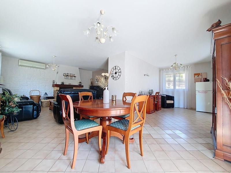 Maison - 120 m² - 4 pièces