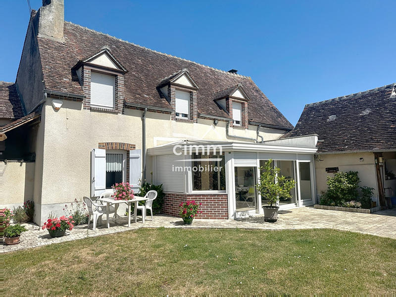 Maison - 154 m² - 8 pièces