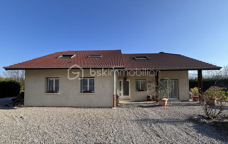 Maison - 145 m² - 7 pièces