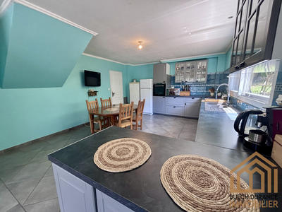 Maison - 144 m² - 5 pièces