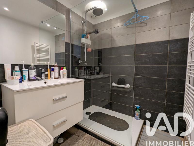 Appartement - 82 m² - 4 pièces