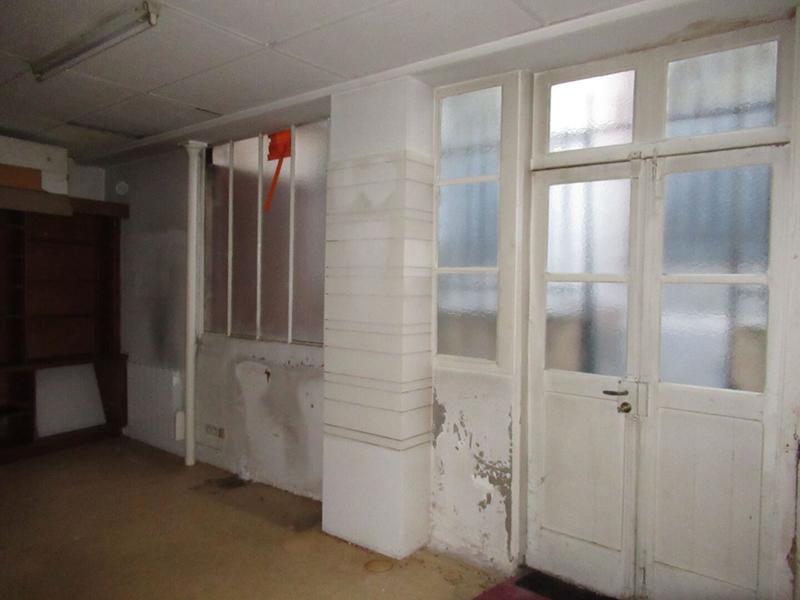 Local commercial - 75 m² - 3 pièces