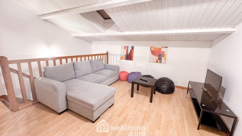 Maison - 180 m² - 9 pièces