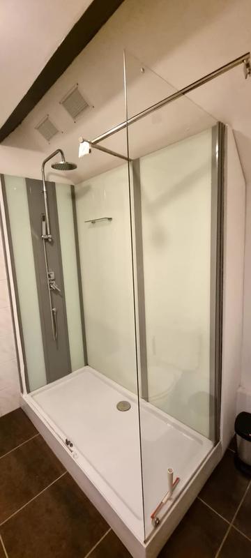 Maison - 182 m² - 9 pièces