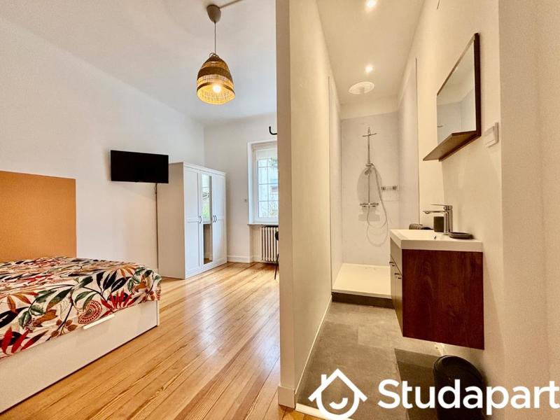 Chambre - 20 m² - 1 pièce