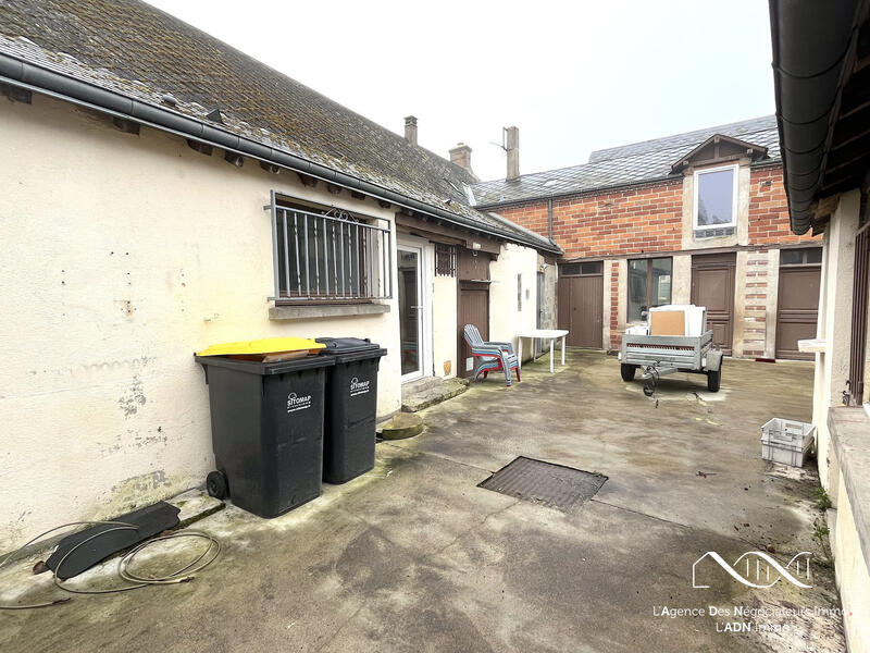 Maison - 172 m² - 7 pièces