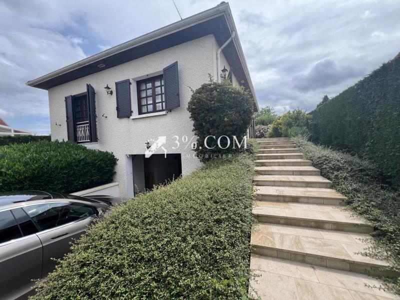 Maison - 100 m² - 6 pièces