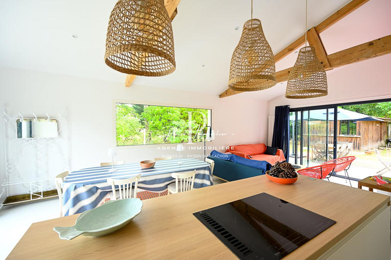 Maison - 95 m² - 5 pièces