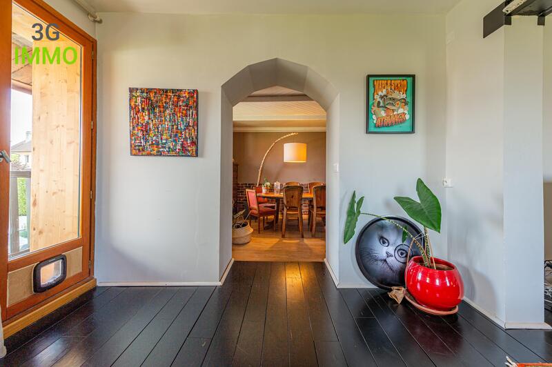 Villa - 333 m² - 10 pièces