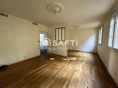 Appartement - 70 m² - 3 pièces