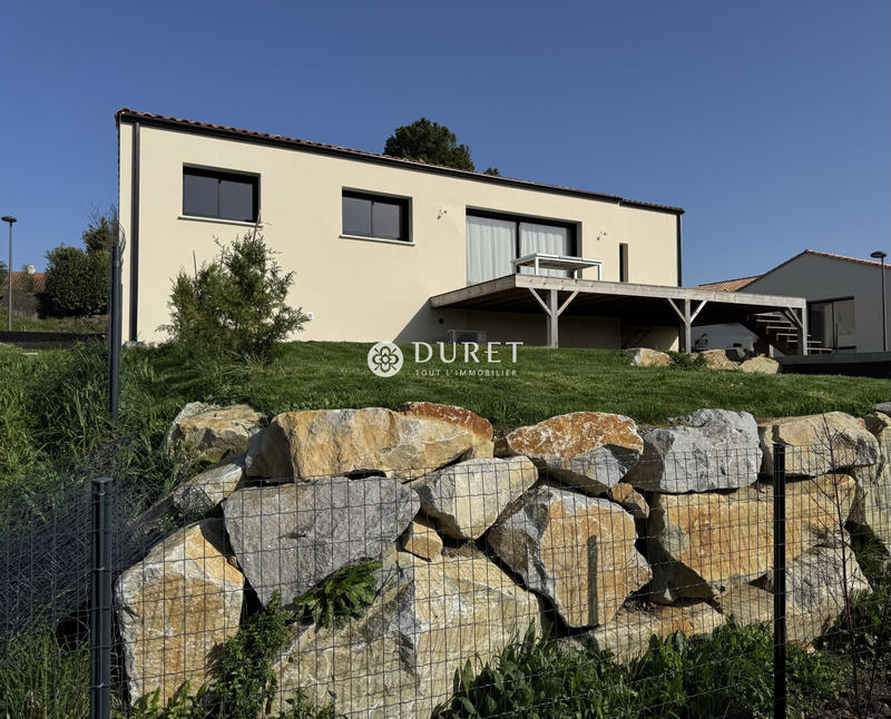 Maison - 106 m² - 5 pièces