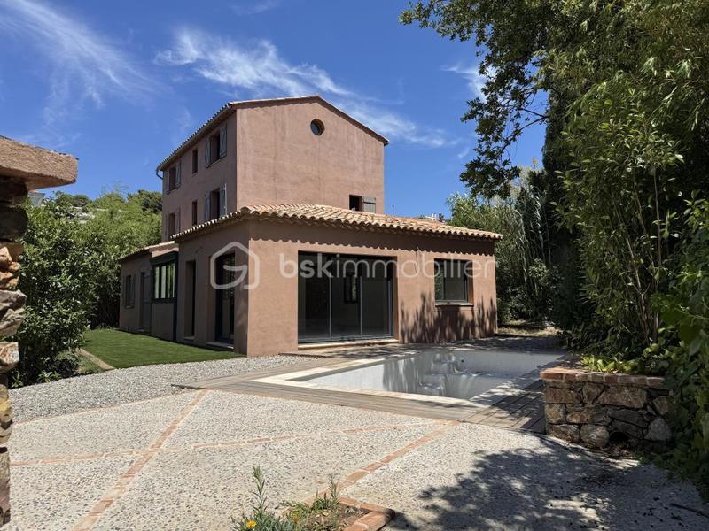 Maison d'architecte - 170 m² - 6 pièces