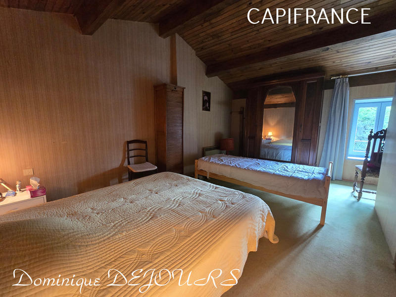 Maison - 137 m² - 4 pièces