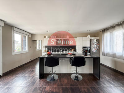 Maison - 192 m² - 6 pièces