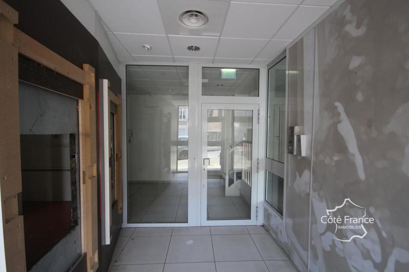 Local commercial - 218 m²