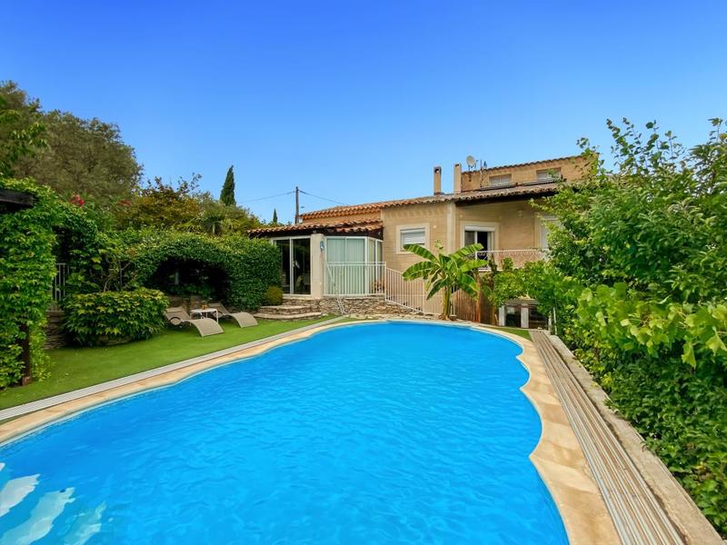 Villa - 101 m² - 5 pièces