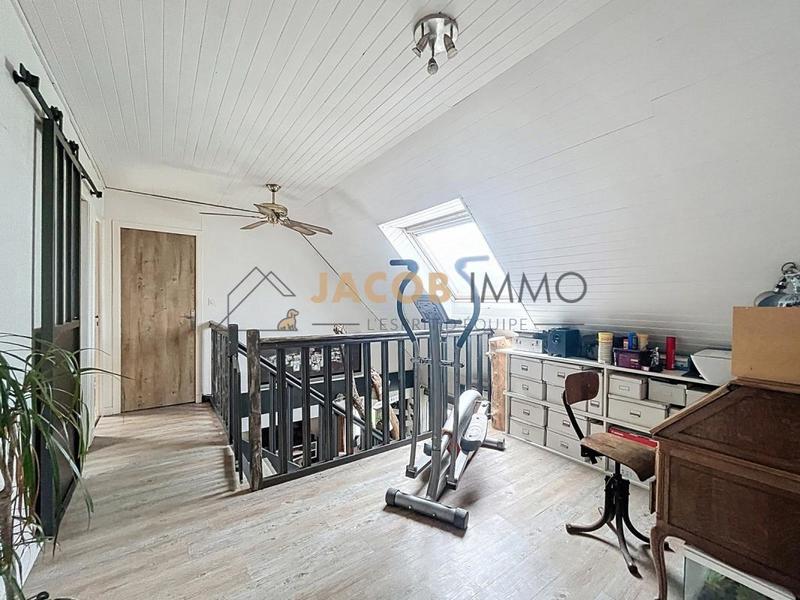 Maison - 176 m² - 8 pièces