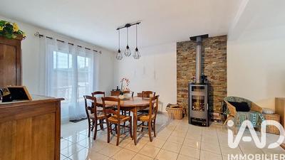 Maison - 140 m² - 6 pièces