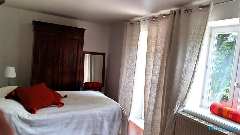 Maison ancienne - 299 m² - 10 pièces