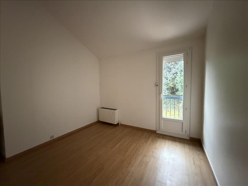 Maison - 93 m² - 5 pièces