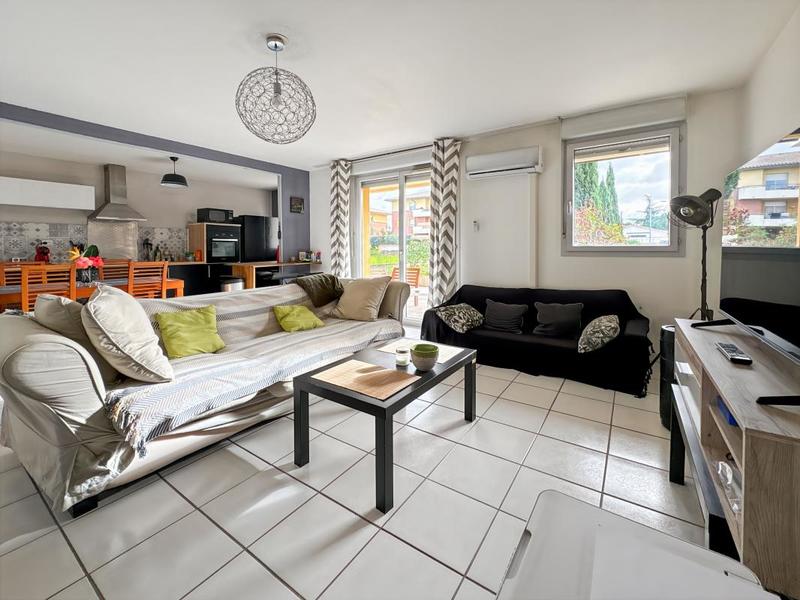 Appartement - 82 m² - 4 pièces