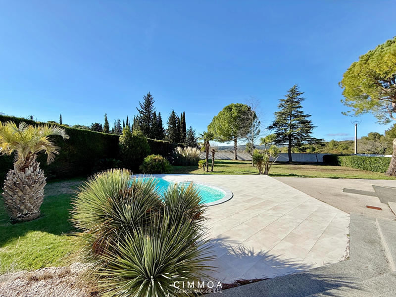 Maison - 160 m² - 5 pièces