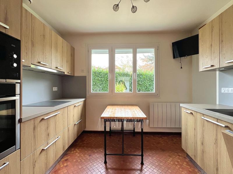 Maison traditionnelle - 127 m² - 7 pièces