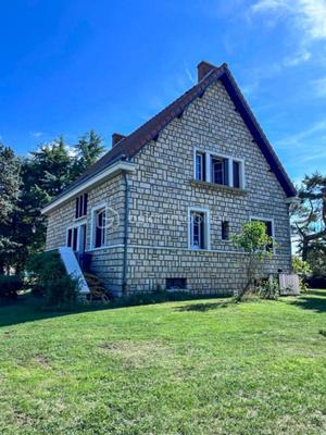 Maison bourgeoise - 230 m² - 8 pièces