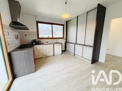 Maison - 162 m² - 8 pièces