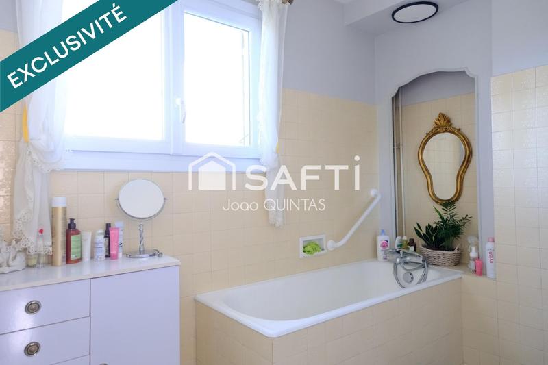 Maison - 137 m² - 7 pièces