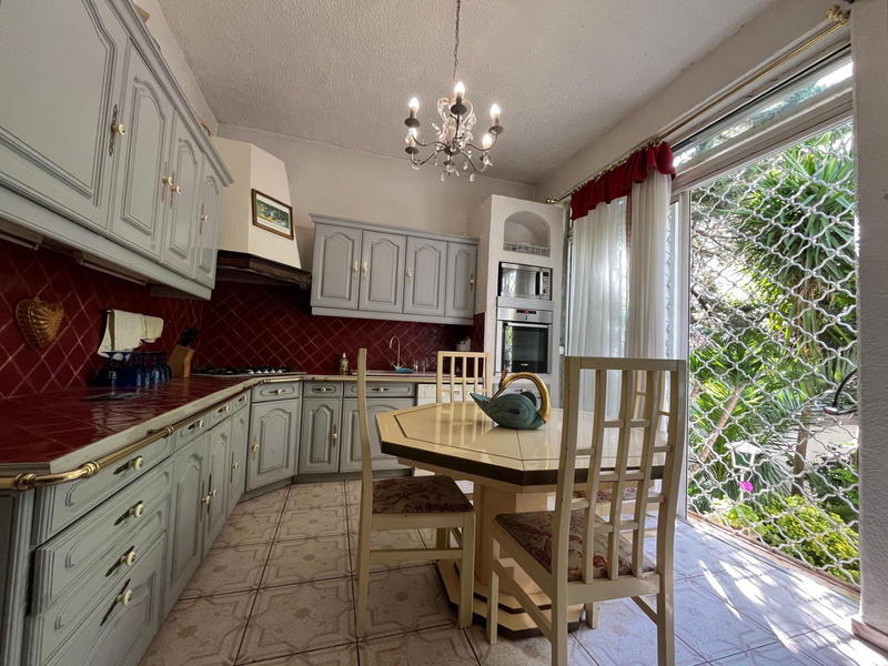 Maison - 145 m² - 5 pièces