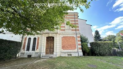 Appartement bourgeois - 76 m² - 3 pièces