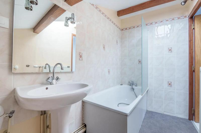 Propriété - 141 m² - 6 pièces