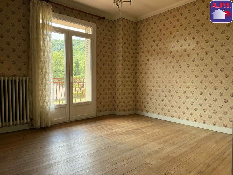 Maison - 151 m² - 7 pièces