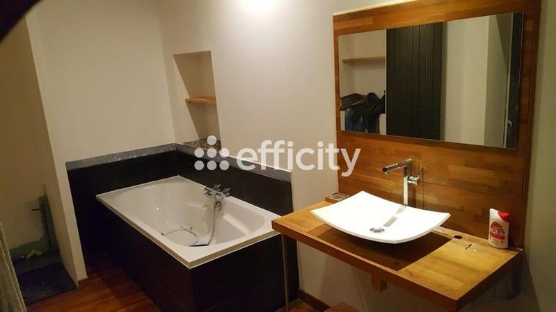 Immeuble - 182 m² - 8 pièces