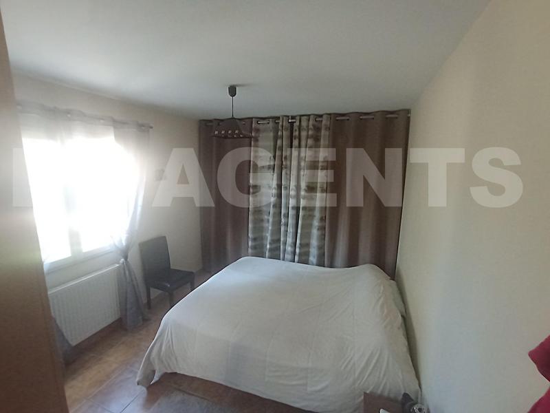 Maison - 96 m² - 4 pièces