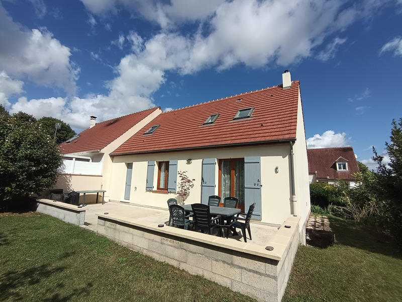 Maison - 79 m² - 6 pièces