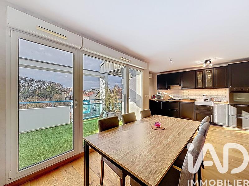 Appartement - 75 m² - 4 pièces