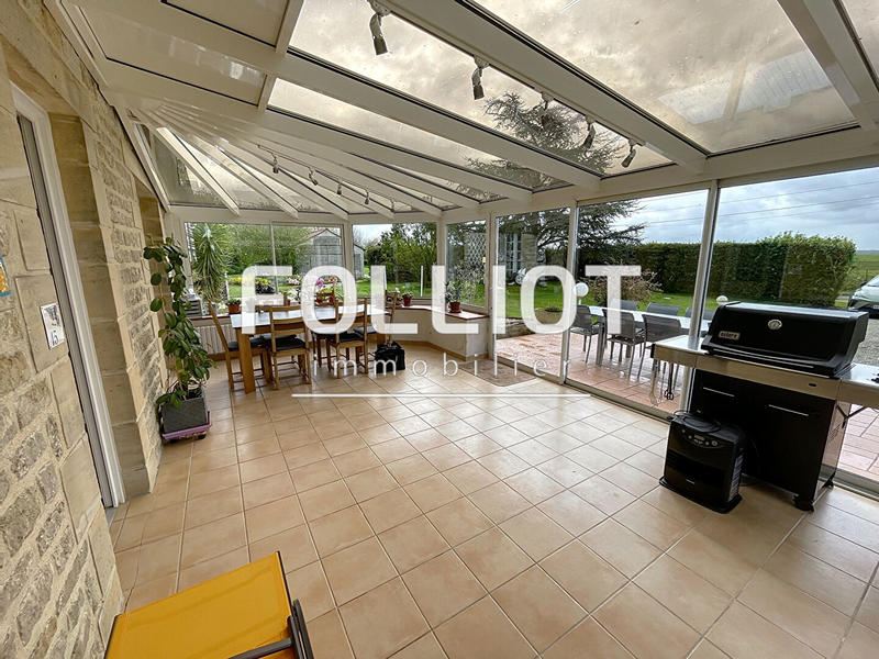 Maison - 170 m² - 9 pièces