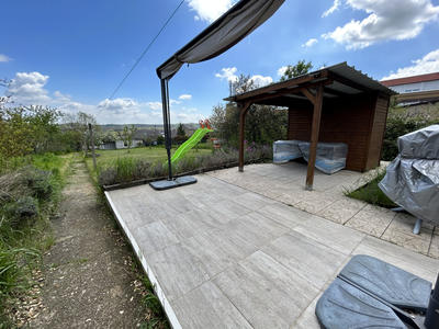 Maison - 163 m² - 8 pièces