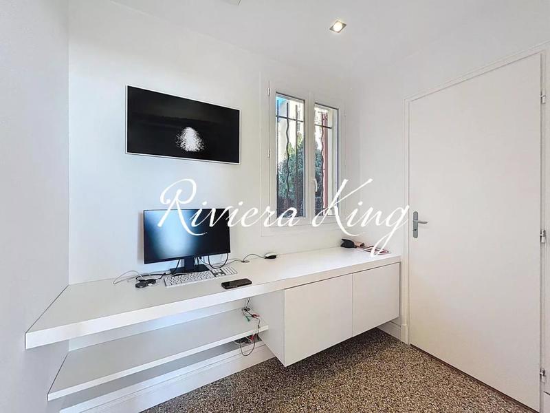 Appartement bourgeois - 134 m² - 4 pièces