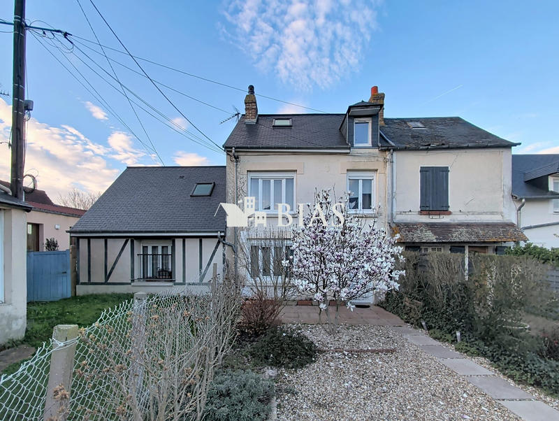 Maison ancienne - 110 m² - 5 pièces