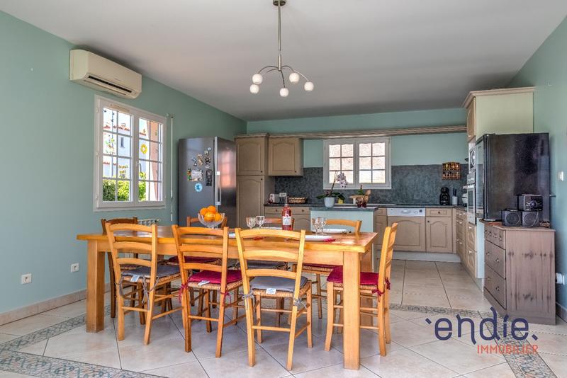 Maison - 156 m² - 7 pièces