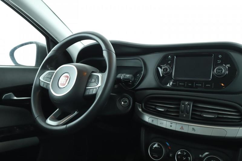 Fiat Tipo 1.4 Easy 4p 95 ch