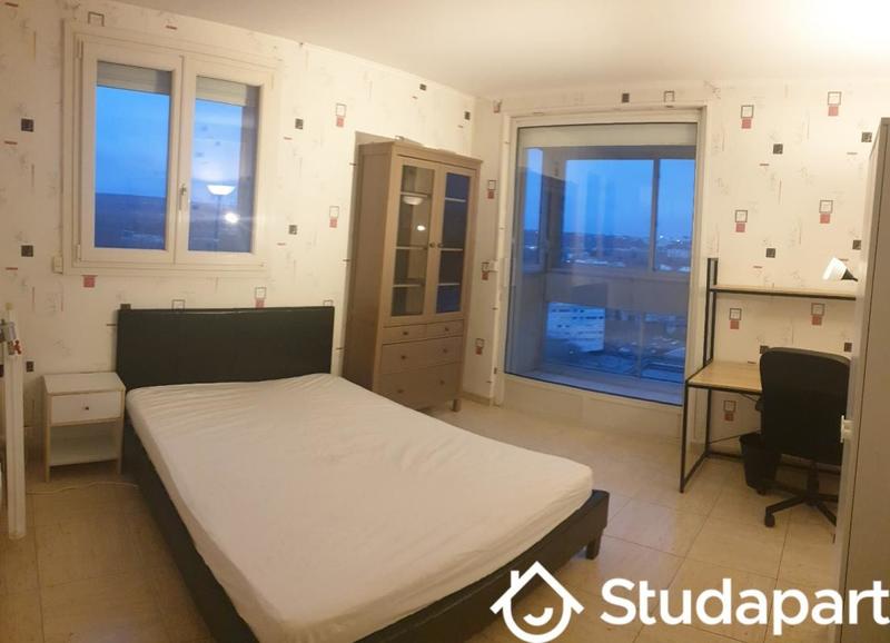 Chambre - 10 m² - 1 pièce